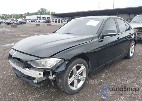 2013 BMW 328 Xi z USA, uszkodzony, nr VIN WBA3B3G52DNR79536